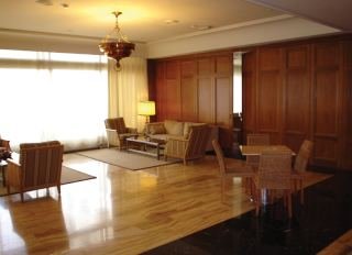 Viajes Hesperia Sevilla + Visita Guiada por Sevilla + Crucero Guadalquivir Viajes Hesperia Sevilla + Visita Guiada por Sevilla + Crucero Guadalquivir