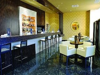 Viajes Nazaries Business & Spa + Visita Alhambra con guía Viajes Nazaries Business & Spa + Visita Alhambra con guía