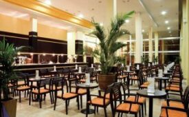 Viajes Cabogata Garden + Entradas a Parque Oasys Mini Hollywood