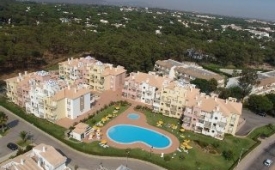 Viajes Eden Village + Entradas Zoomarine Parque temático 1 día