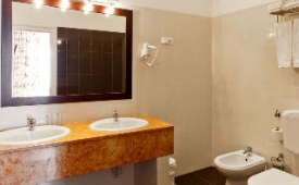 Viajes Residencial Florescente