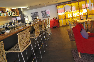 Viajes Vincci Soma + Entradas Parque de Atracciones Viajes Vincci Soma + Entradas Parque de Atracciones