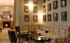 Viajes Villa Oniria + Visita Alhambra con guía