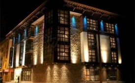 Viajes La Trufa Negra + Entradas Dinópolis