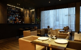 Viajes Attica 21 Barcelona Mar + Entradas a la Sagrada Familia de Gaudí