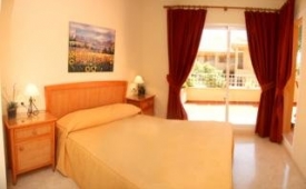 Viajes Apartamentos Jardines de Santa Maria Golf