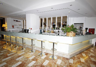 Viajes Vistasol + Entradas a Katmandú Park Viajes Vistasol + Entradas a Katmandú Park