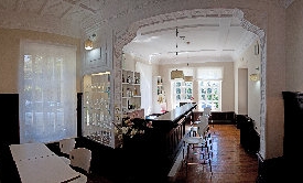 Viajes Hotel Escuela Las Carolinas + Entradas 1 día Parque de Cabárceno