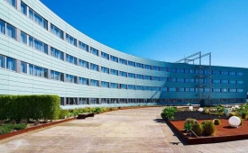 Viajes Barcelona Airport Hotel + Zoo de Barcelona