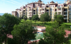 Viajes Apartamentos Leo Alcaudon Alcaravan