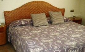 Viajes APARTAMENTOS BT VENT DE GARBI - EMPURIABRAVA