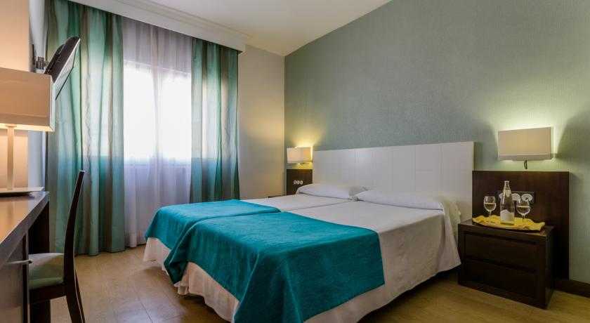 Viajes Hotel Don Juan + Forfait Sierra Nevada Viajes Hotel Don Juan + Forfait Sierra Nevada