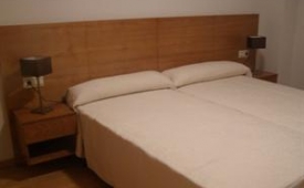 Viajes Hostal Los Villares + Monumentos de Salamanca  24h