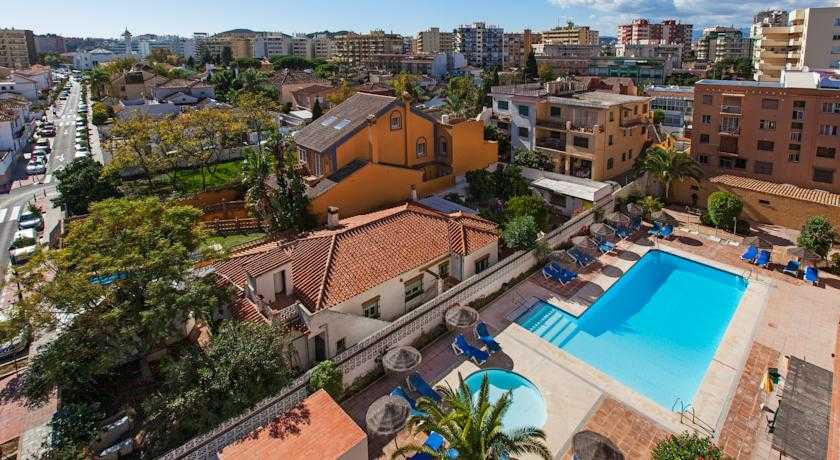 Viajes Apartamentos Embajador + Entradas Bioparc de Fuengirola Viajes Apartamentos Embajador + Entradas Bioparc de Fuengirola