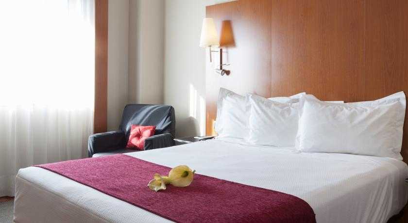 Viajes Hotel Sercotel Ab Arganda + Entradas 2 días consecutivos Warner Viajes Hotel Sercotel Ab Arganda + Entradas 2 días consecutivos Warner