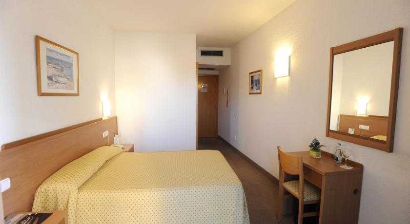 Viajes HCC Montsia + Excursión con bicicleta en el Delta del Ebro Viajes HCC Montsia + Excursión con bicicleta en el Delta del Ebro