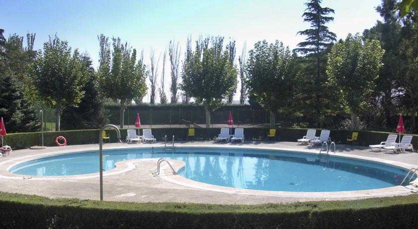 Viajes TRYP Madrid Getafe Los Angeles Hotel + Entradas 1 día Faunia Viajes TRYP Madrid Getafe Los Angeles Hotel + Entradas 1 día Faunia