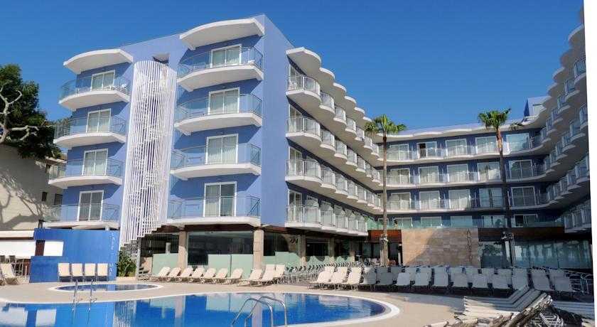 Viajes Augustus + Entradas PortAventura 3 días Viajes Augustus + Entradas PortAventura 3 días