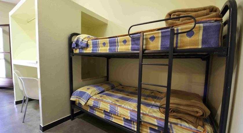 Viajes Albergue Les Estades + Hidrospeed - Tramo adulto 9km Viajes Albergue Les Estades + Hidrospeed - Tramo adulto 9km