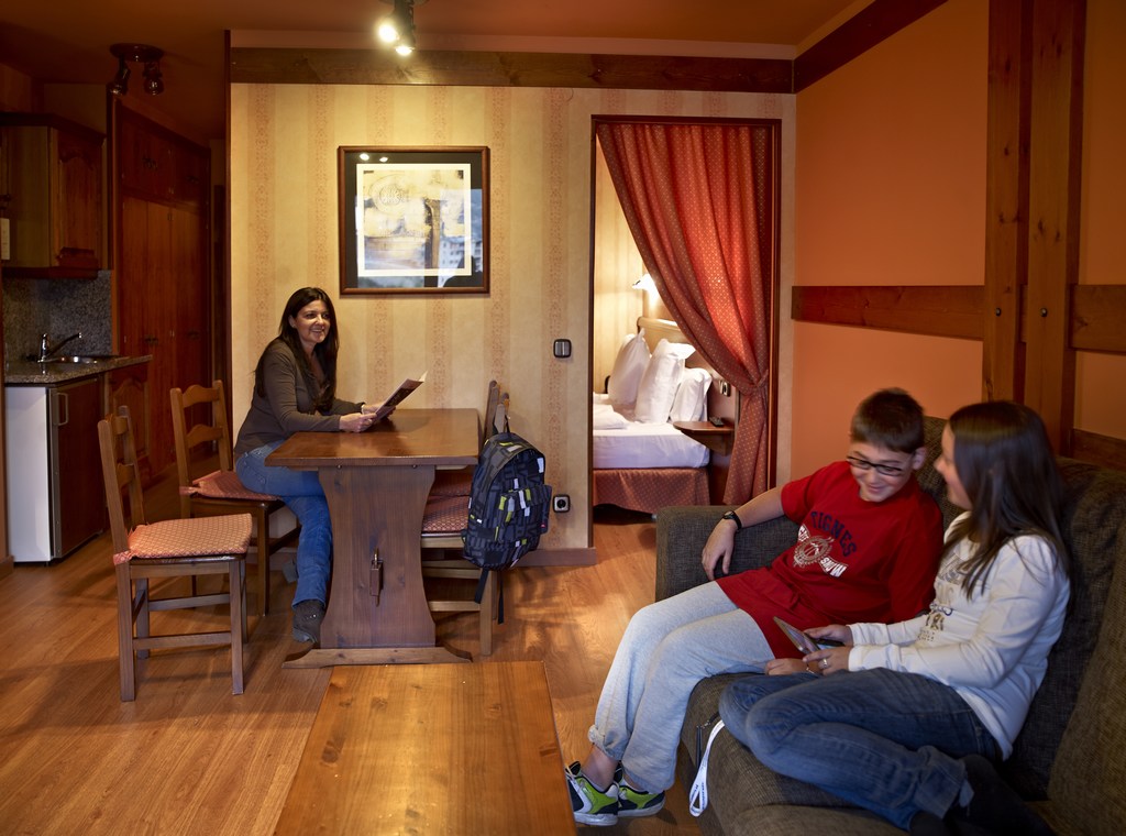 Viajes Anyos Park Apartamentos + Entradas Nocturna 2 horas - Caldea Viajes Anyos Park Apartamentos + Entradas Nocturna 2 horas - Caldea