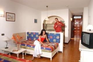 Viajes Apartamentos Hacienda del Sol + Entradas Loro Parque 1 día Viajes Apartamentos Hacienda del Sol + Entradas Loro Parque 1 día