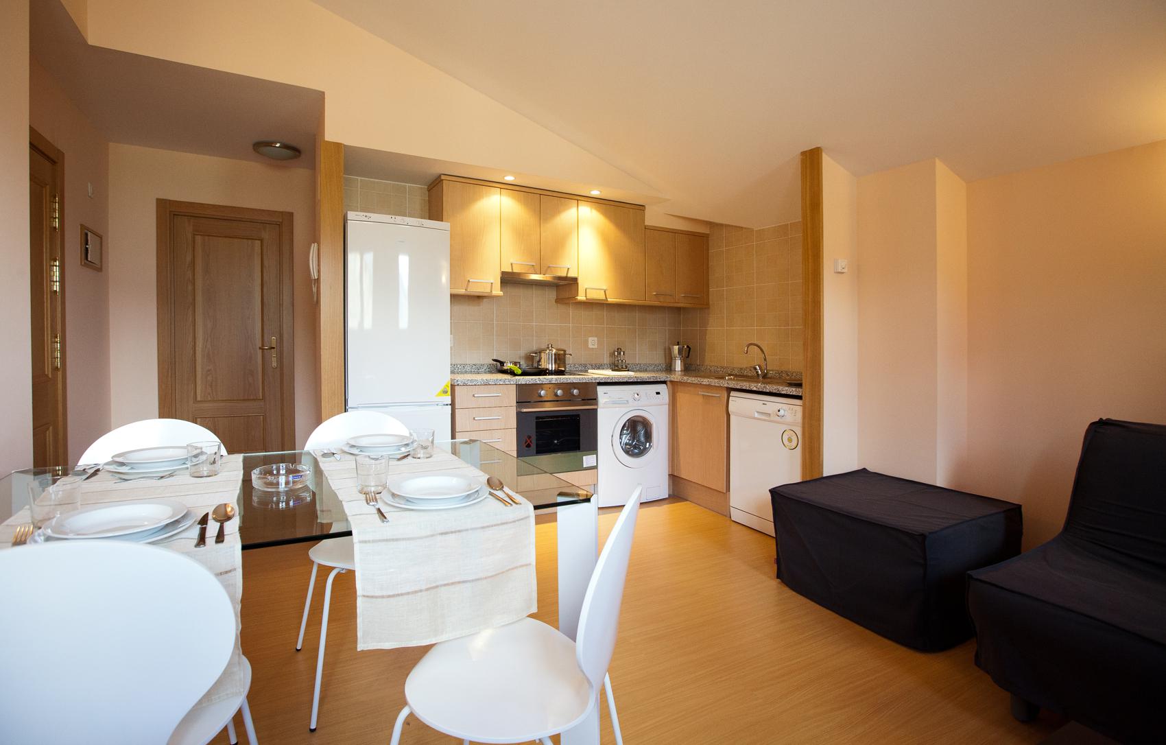 Viajes La Pleta de Soldeu 3000 + Entradas Circo del Sol Scalada + Caldea Viajes La Pleta de Soldeu 3000 + Entradas Circo del Sol Scalada + Caldea