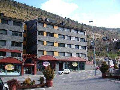 Viajes Apartamentos Tarter Classic 3000 + Entradas General 3 Horas - Caldea Viajes Apartamentos Tarter Classic 3000 + Entradas General 3 Horas - Caldea