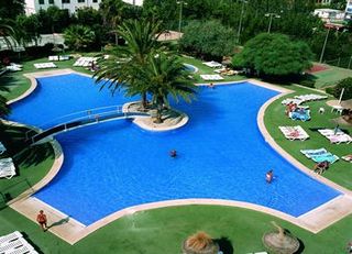 Viajes Aparthotel Hm Martinique + Entradas a Katmandú Park Viajes Aparthotel Hm Martinique + Entradas a Katmandú Park