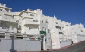 Viajes Aparthotel Vistamar + Entradas a Parque Oasys Mini Hollywood