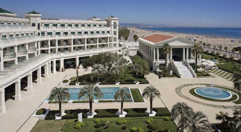 Viajes Santos Las Arenas Balneario Resort + Entradas 1 día Bioparc Viajes Santos Las Arenas Balneario Resort + Entradas 1 día Bioparc