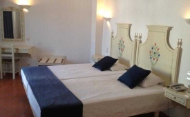 Viajes Cheerfulway California Hotel + Entradas Zoomarine Parque temático 1 día