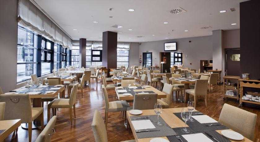 Viajes Confortel Pio XII + Entradas 1 día Faunia Viajes Confortel Pio XII + Entradas 1 día Faunia