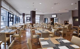 Viajes Confortel Pio XII + Entradas Parque de Atracciones