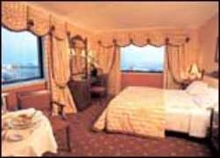 Viajes Dom Pedro Palace + Acceso a Museos y Transporte 24h Viajes Dom Pedro Palace + Acceso a Museos y Transporte 24h