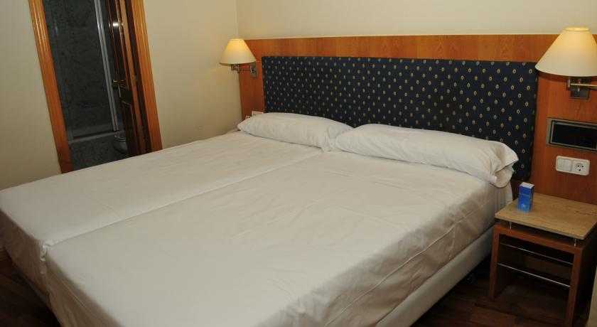 Viajes Nh Madrid Practico + Bus desde Madrid Viajes Nh Madrid Practico + Bus desde Madrid