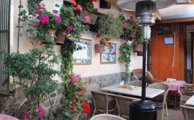 Viajes Hostal La Muralla