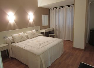 Viajes Hotel Acebos Azabache Gijon + Surf en Gijon 2 hora / dia Viajes Hotel Acebos Azabache Gijon + Surf en Gijon 2 hora / dia