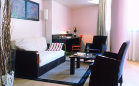 Viajes Arthotel Q + Entradas Parque animales