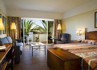 Viajes Barcelo Corralejo Bay Solo Adultos + Surfari en Corralejo 4 hora / dia Viajes Barcelo Corralejo Bay Solo Adultos + Surfari en Corralejo 4 hora / dia