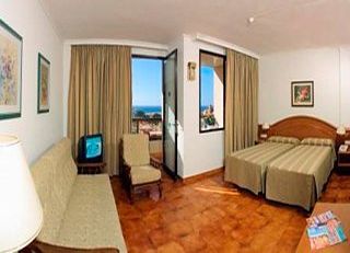 Viajes Bitacora + Entradas Loro Parque 1día y Siam Park 1 día Viajes Bitacora + Entradas Loro Parque 1día y Siam Park 1 día