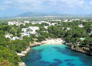 Viajes Hotel Cala Dor + Entradas a Katmandú Park Viajes Hotel Cala Dor + Entradas a Katmandú Park