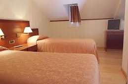 Viajes Termes de Carlemany + Entradas Nocturna 2 horas - Caldea