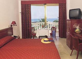 Viajes Cleopatra Palace Hotel + Entradas Loro Parque 1 día Viajes Cleopatra Palace Hotel + Entradas Loro Parque 1 día