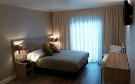 Viajes Del Pui + Entradas Caldea + Espectáculo Mito Acuario  + Cena