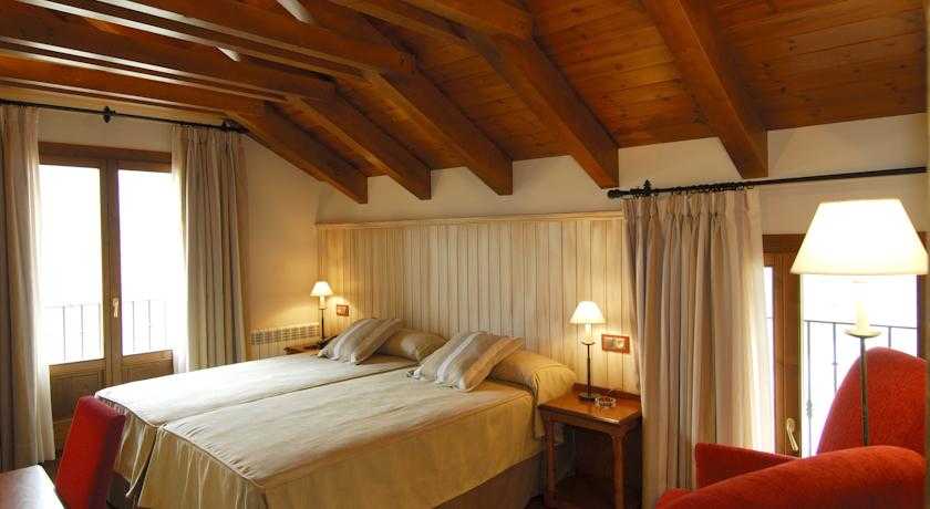 Viajes Hotel Diamo + Forfait Cerler Viajes Hotel Diamo + Forfait Cerler