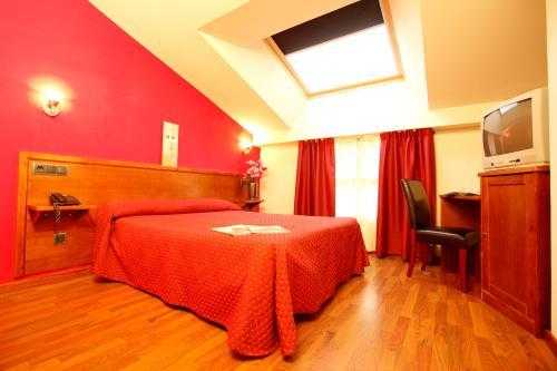 Viajes Favila - Cangas + Descenso del Sella + Ruta del Cares Viajes Favila - Cangas + Descenso del Sella + Ruta del Cares