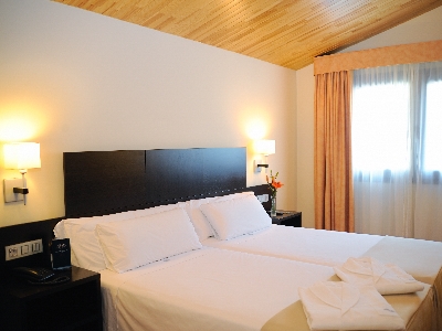 Viajes Font d'Argent Canillo + Entradas Nocturna Wellness Inuu + Cena Viajes Font d'Argent Canillo + Entradas Nocturna Wellness Inuu + Cena