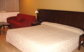 Viajes Centric Atiram + Entradas Nocturna Wellness Inuu + Cena