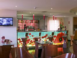 Viajes Hotel Ibis Madrid Alcorcon Tresaguas + Entradas 2 días consecutivos Warner con 1 día Warner Beach Viajes Hotel Ibis Madrid Alcorcon Tresaguas + Entradas 2 días consecutivos Warner con 1 día Warner Beach