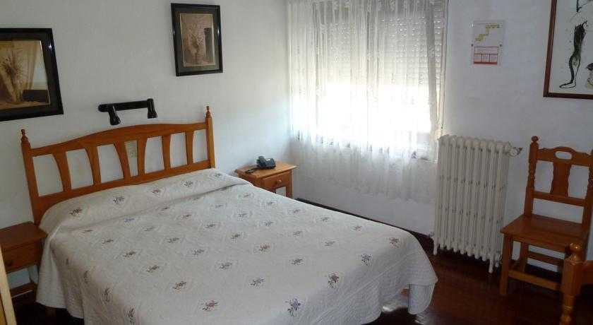 Viajes Hotel La Rambla + Forfait Astún Viajes Hotel La Rambla + Forfait Astún